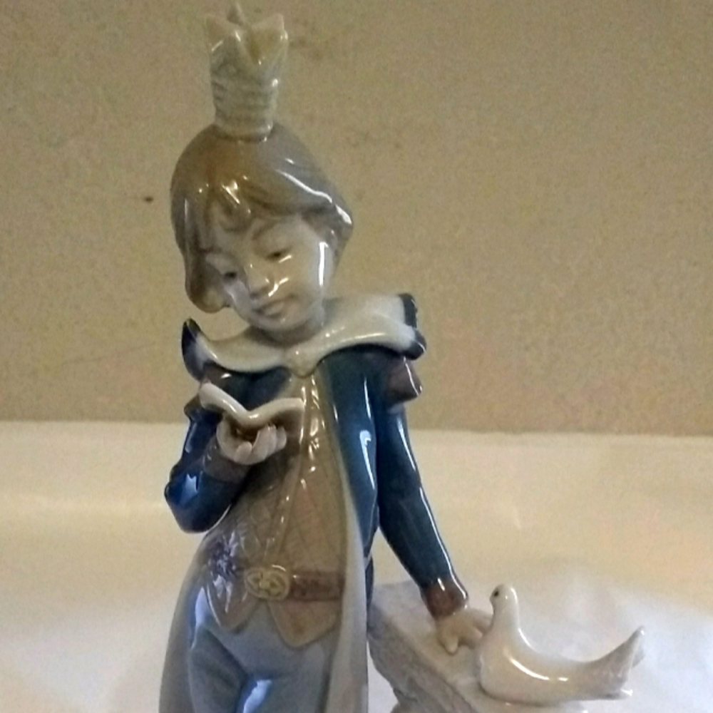 RARE Mint in box Lladro 5737 Little Prince 1991 retired 1993